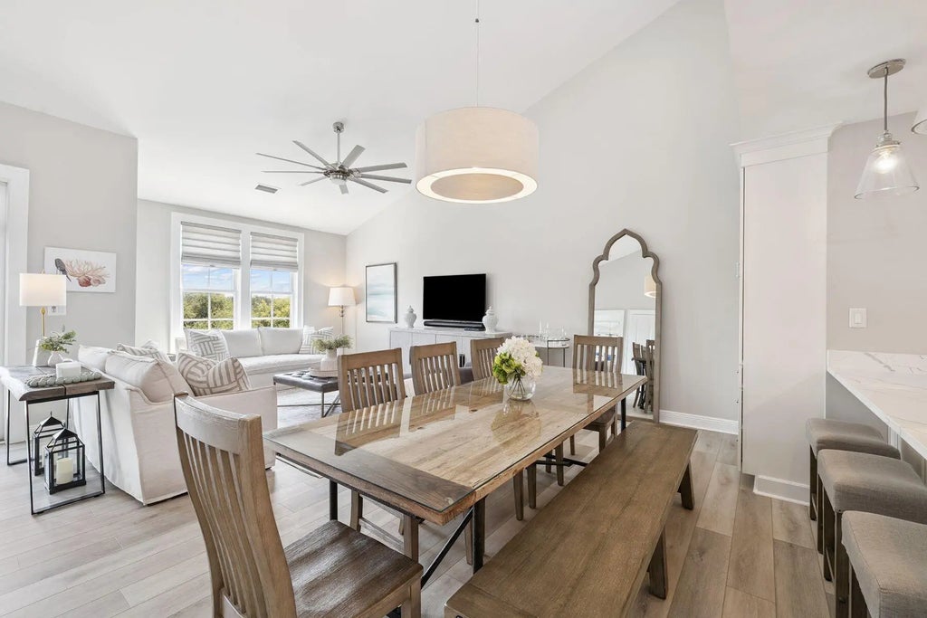 11 of 41 - 104 N Barrett Square # 3b, Inlet Beach, FL