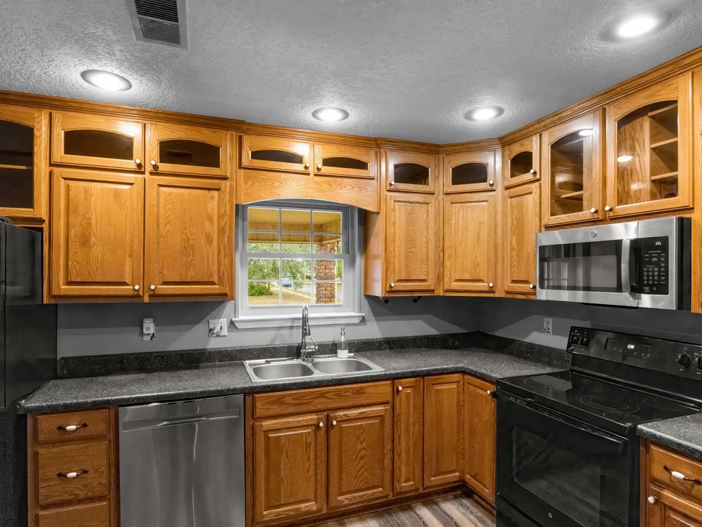 11 of 39 - 15 W Casa Loma Drive, Mary Esther, FL