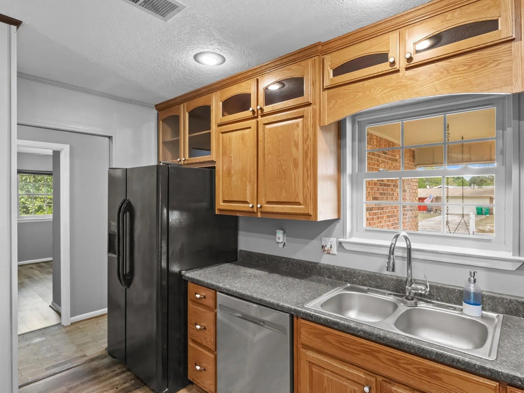 12 of 39 - 15 W Casa Loma Drive, Mary Esther, FL