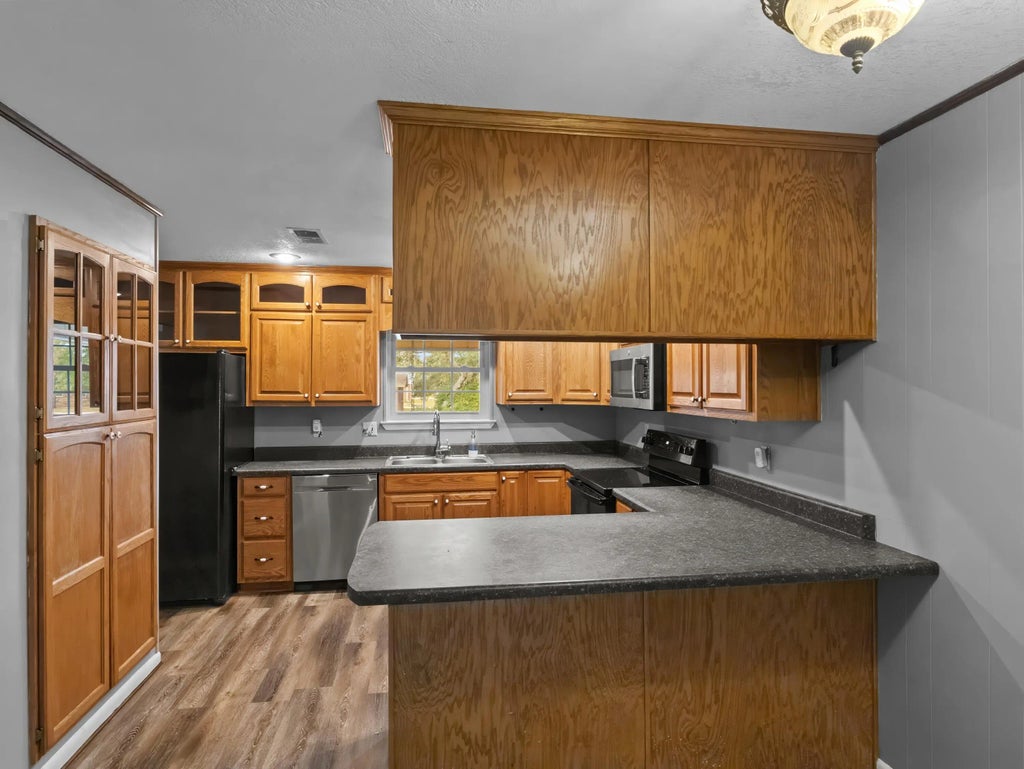 13 of 39 - 15 W Casa Loma Drive, Mary Esther, FL