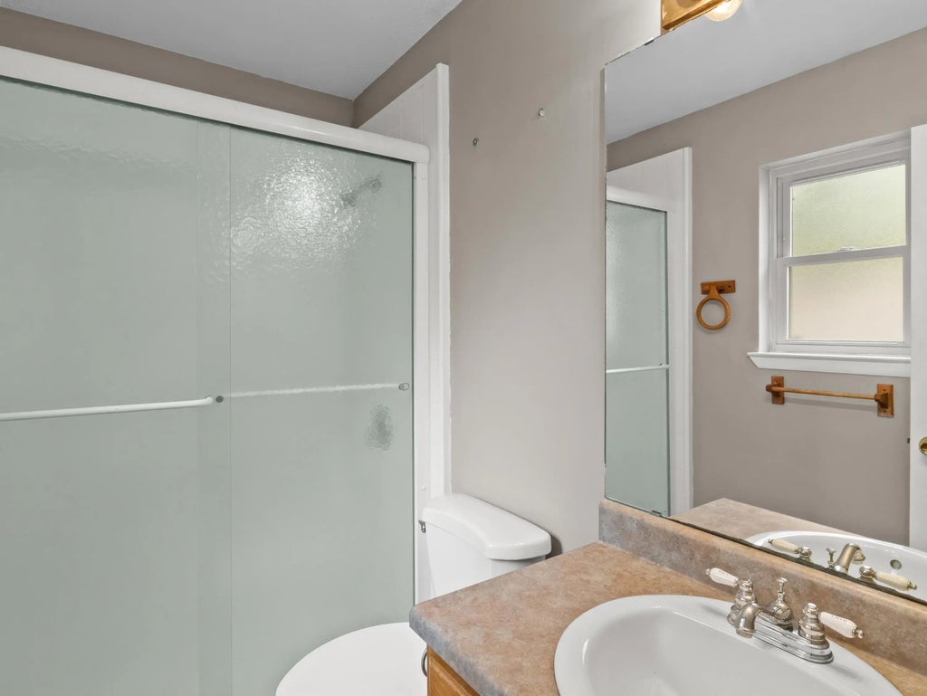 24 of 39 - 15 W Casa Loma Drive, Mary Esther, FL