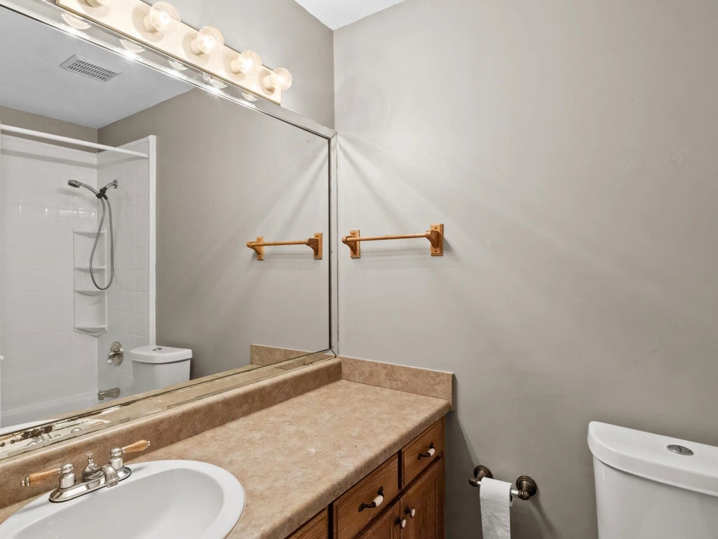 25 of 39 - 15 W Casa Loma Drive, Mary Esther, FL