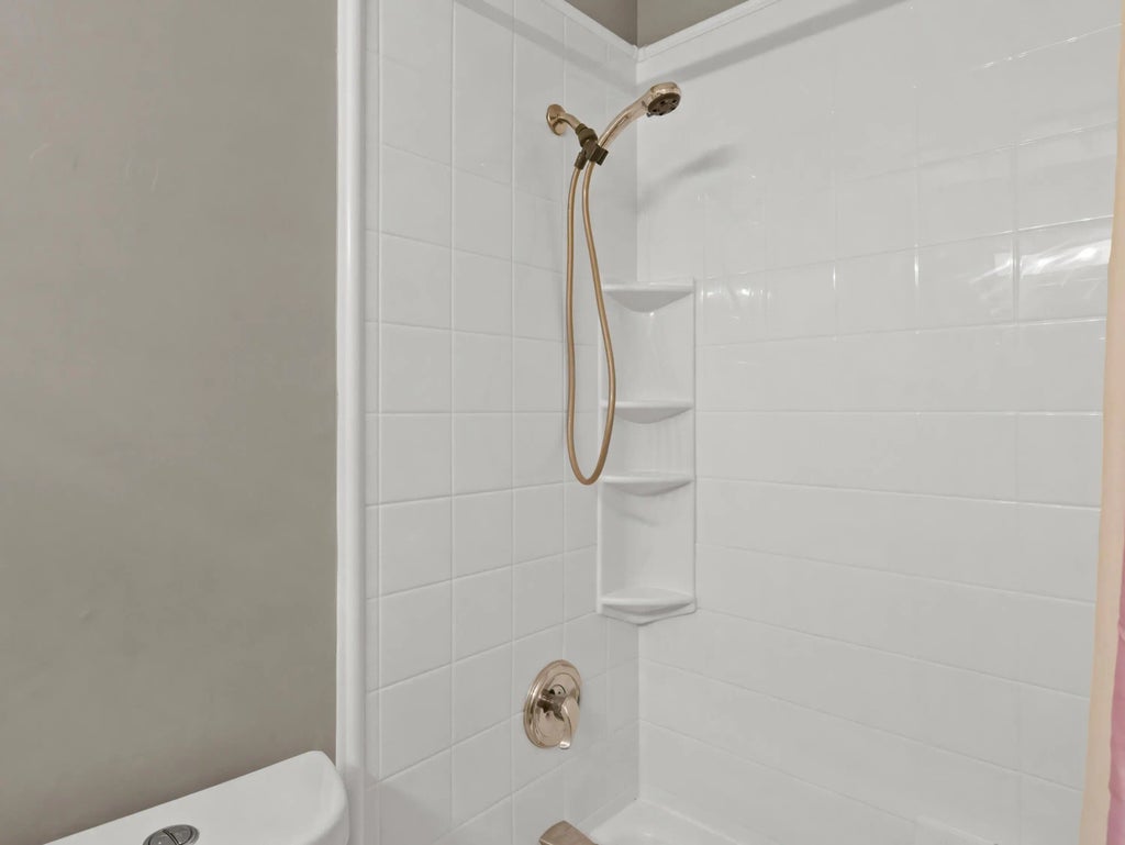 26 of 39 - 15 W Casa Loma Drive, Mary Esther, FL