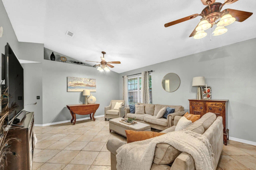 12 of 31 - 1778 Ivalea Circle, Navarre, FL