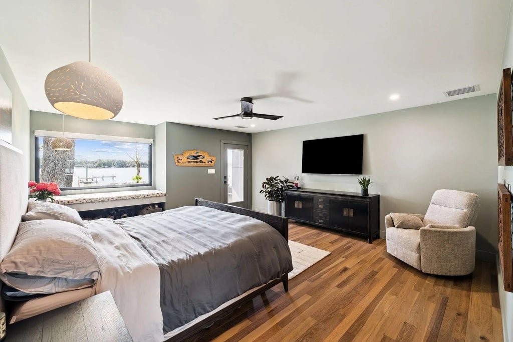 22 of 45 - 1435 Bayshore Drive, Niceville, FL