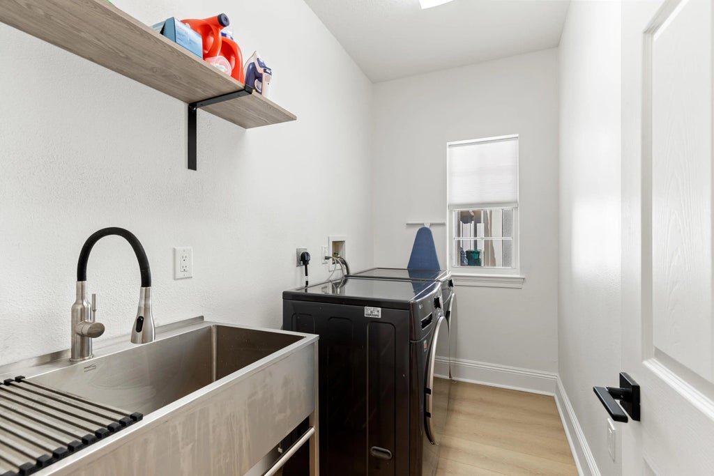 28 of 41 - 4591 Sailmaker Lane, Destin, FL