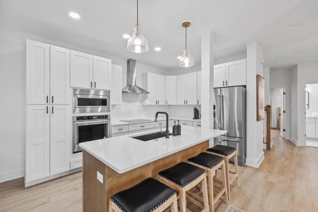 12 of 61 - 34 Gulf Breeze Court, Destin, FL