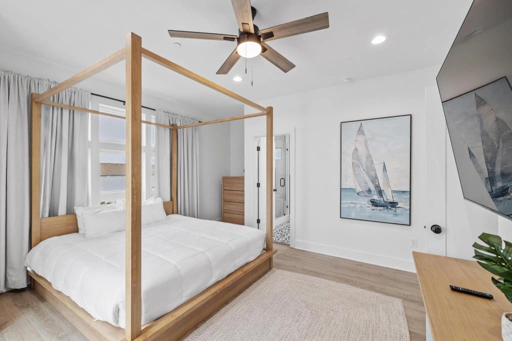 17 of 61 - 34 Gulf Breeze Court, Destin, FL