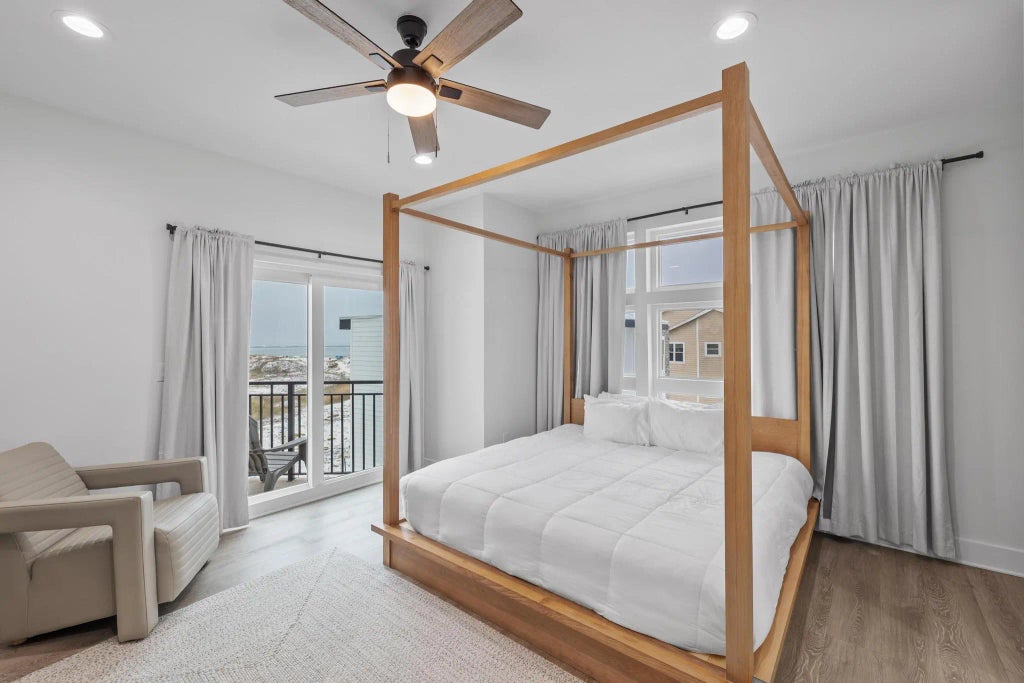 18 of 61 - 34 Gulf Breeze Court, Destin, FL