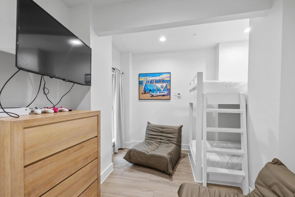 26 of 61 - 34 Gulf Breeze Court, Destin, FL