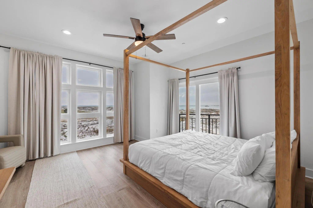 33 of 61 - 34 Gulf Breeze Court, Destin, FL