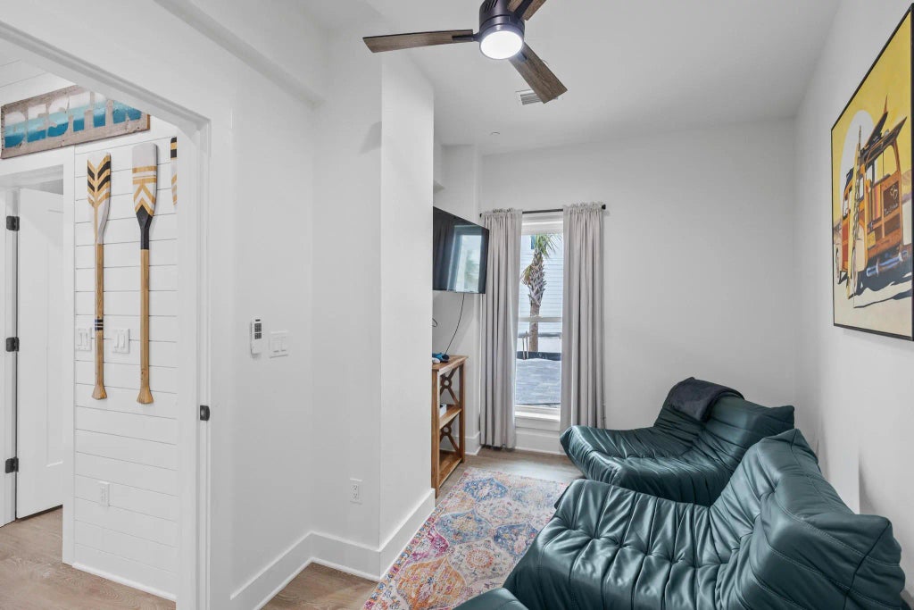 38 of 61 - 34 Gulf Breeze Court, Destin, FL