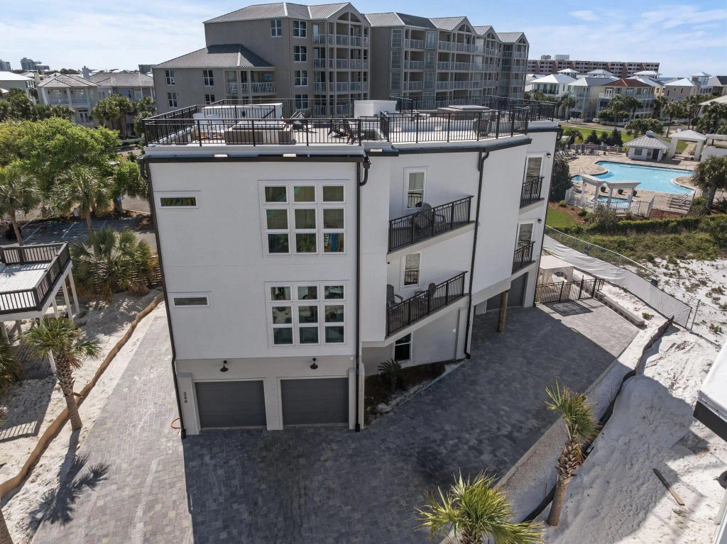 4 of 61 - 34 Gulf Breeze Court, Destin, FL