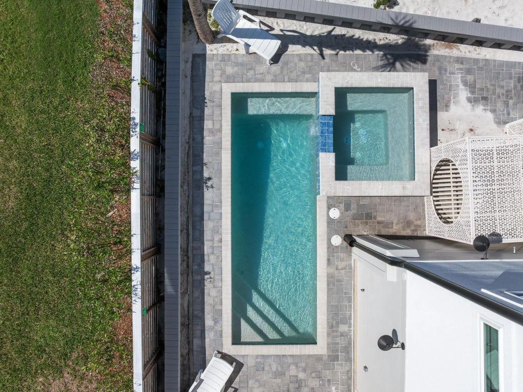 50 of 61 - 34 Gulf Breeze Court, Destin, FL