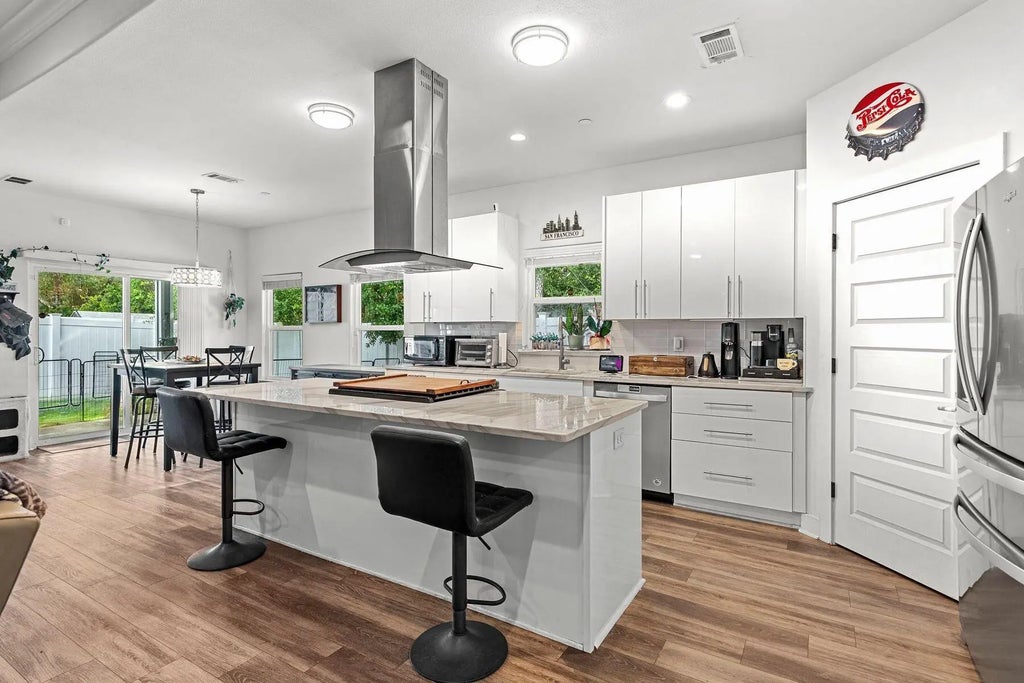 1 of 49 - 736 Commanche Street, Fort Walton Beach, FL