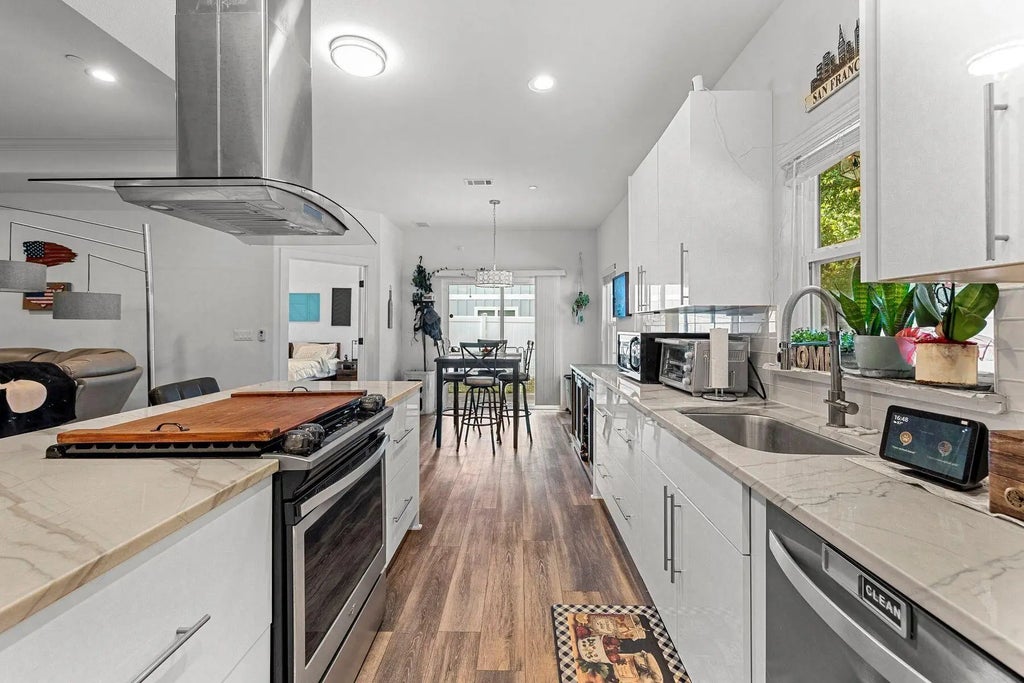 15 of 49 - 736 Commanche Street, Fort Walton Beach, FL