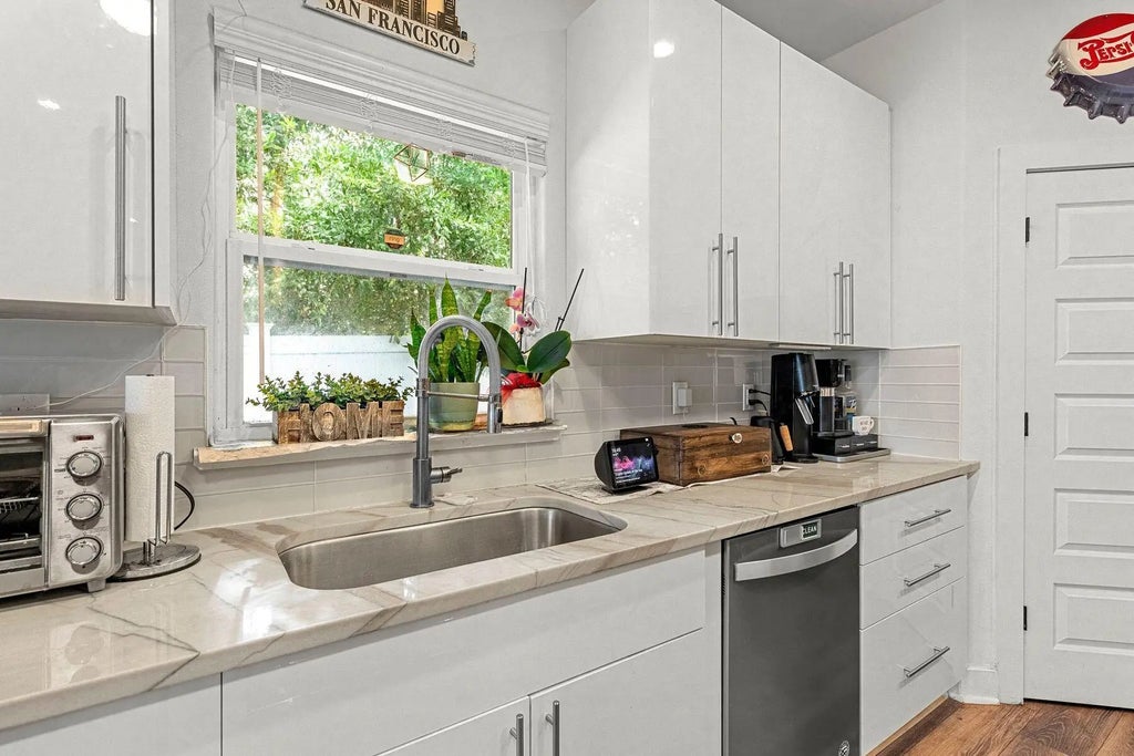 16 of 49 - 736 Commanche Street, Fort Walton Beach, FL