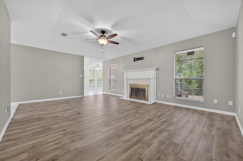 10 of 57 - 3 Neptune Drive, Mary Esther, FL