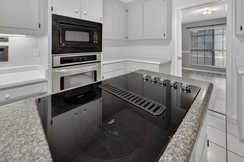 16 of 57 - 3 Neptune Drive, Mary Esther, FL