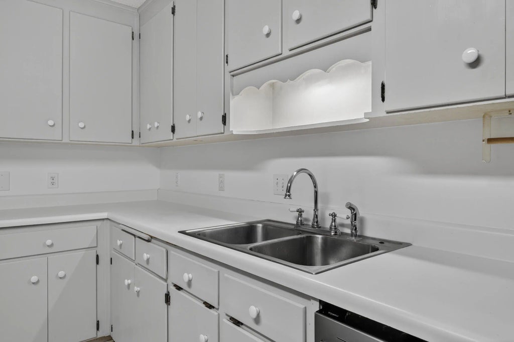 17 of 57 - 3 Neptune Drive, Mary Esther, FL