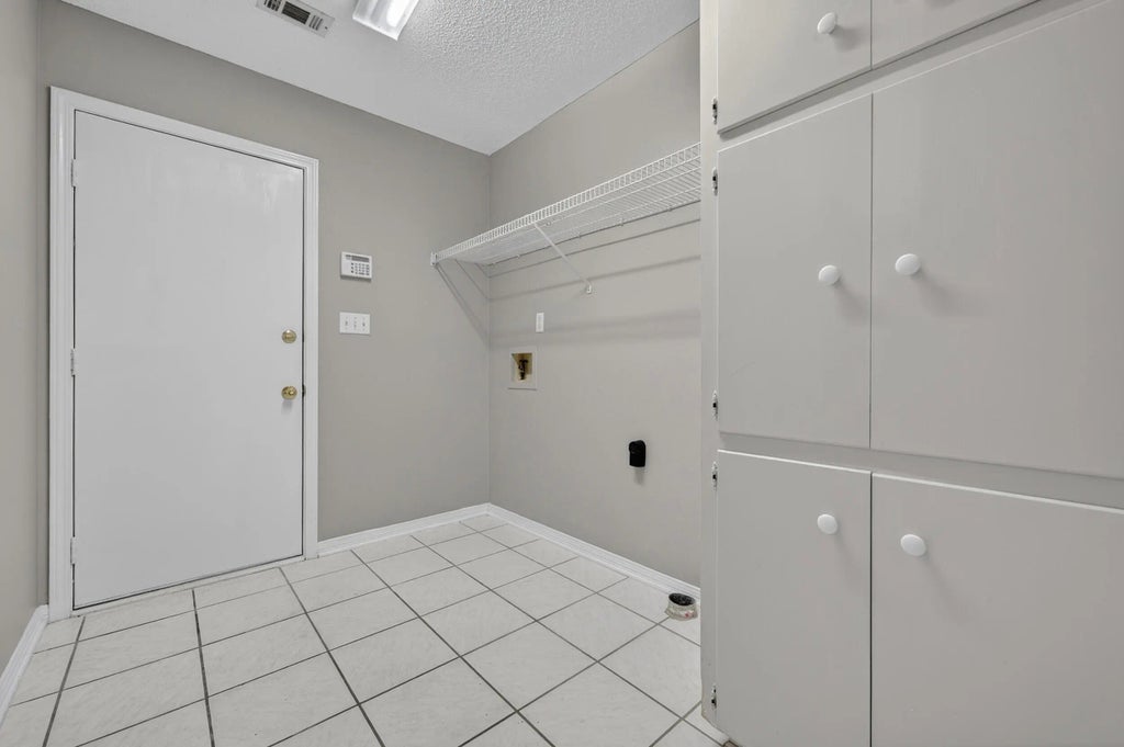 28 of 57 - 3 Neptune Drive, Mary Esther, FL