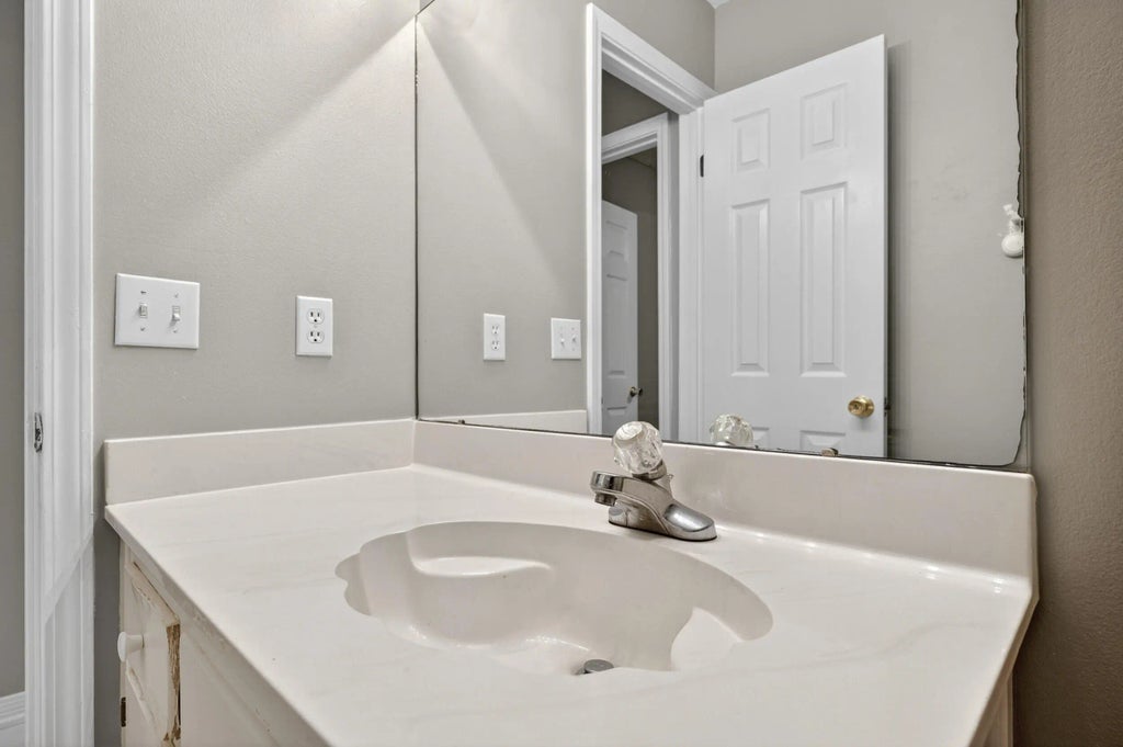 33 of 57 - 3 Neptune Drive, Mary Esther, FL