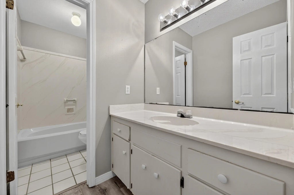 49 of 57 - 3 Neptune Drive, Mary Esther, FL