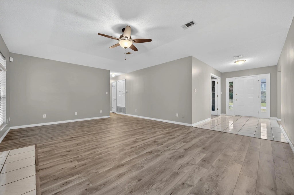 8 of 57 - 3 Neptune Drive, Mary Esther, FL