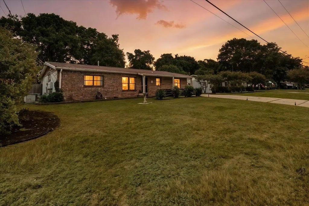 2 of 61 - 331 Nw Linda Lane, Fort Walton Beach, FL