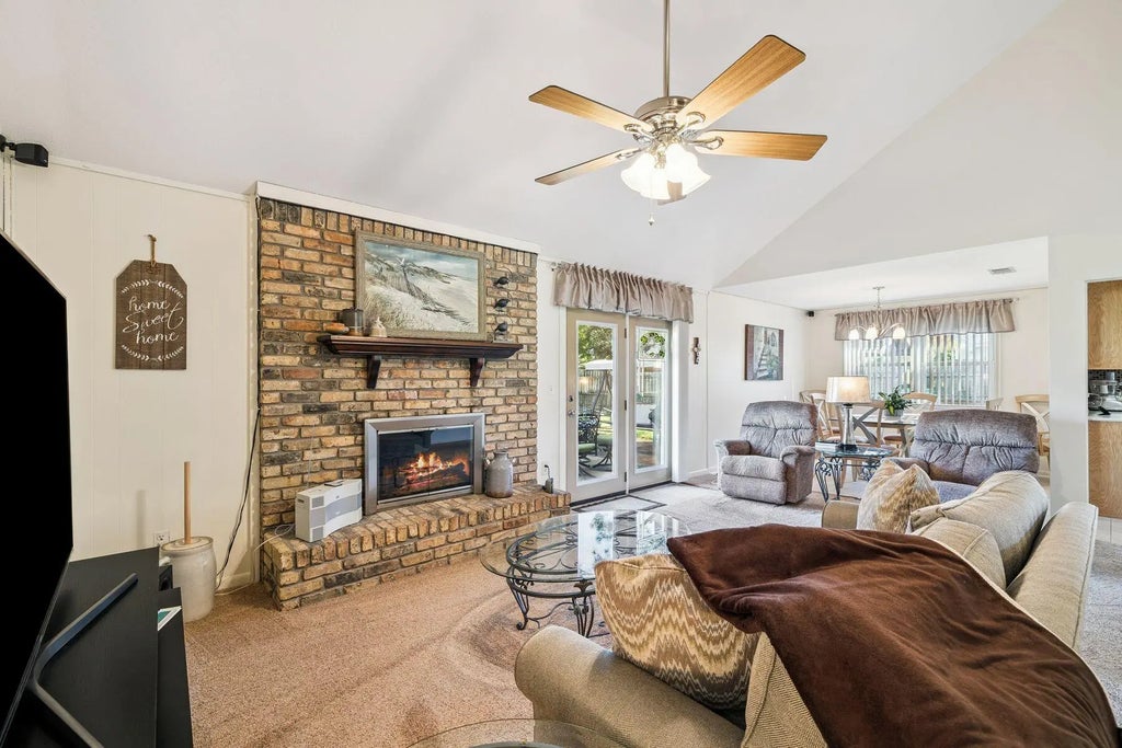 4 of 20 - 370 Dawn Lane, Mary Esther, FL