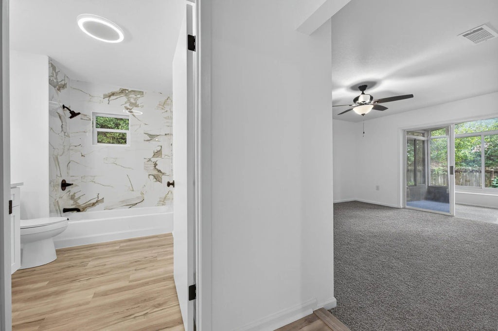 30 of 65 - 220 Edge Avenue, Valparaiso, FL