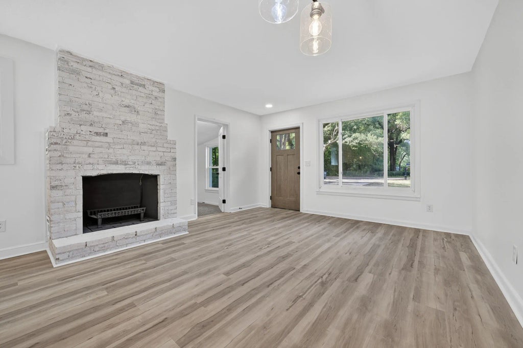 4 of 65 - 220 Edge Avenue, Valparaiso, FL