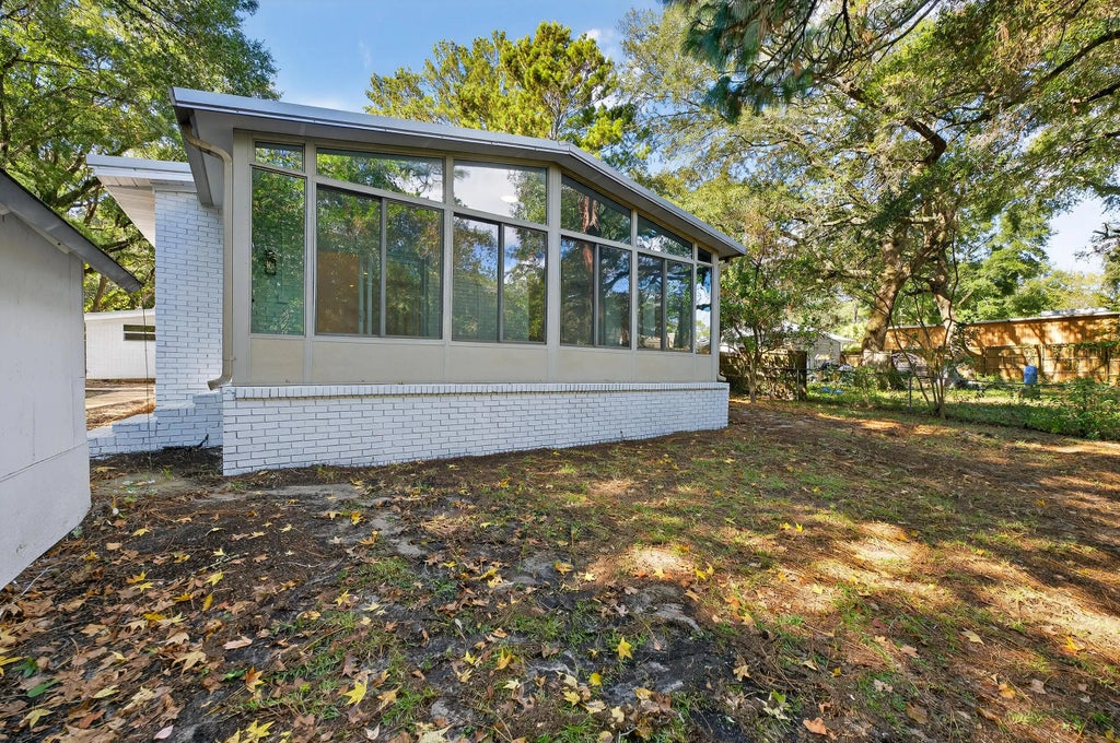 48 of 65 - 220 Edge Avenue, Valparaiso, FL