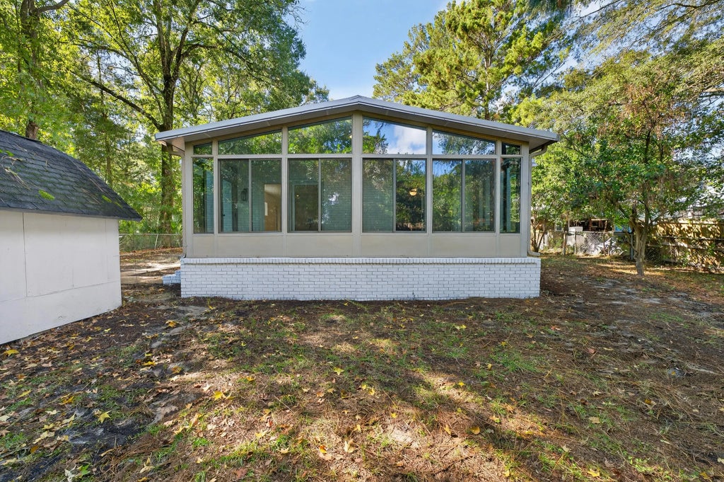 49 of 65 - 220 Edge Avenue, Valparaiso, FL