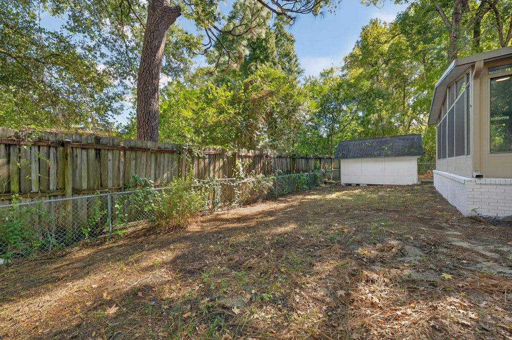 52 of 65 - 220 Edge Avenue, Valparaiso, FL