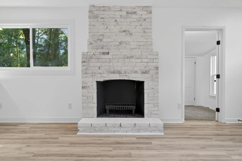 7 of 65 - 220 Edge Avenue, Valparaiso, FL