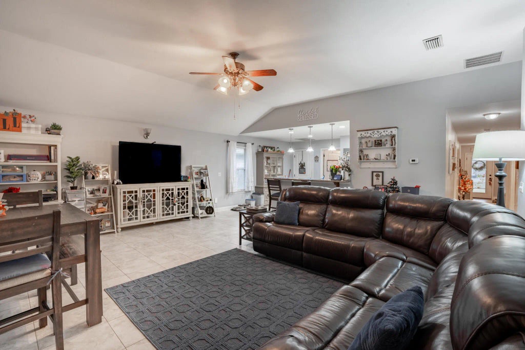 7 of 38 - 936 Central Avenue, Fort Walton Beach, FL