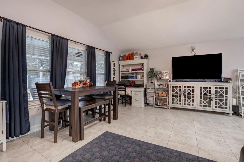 8 of 38 - 936 Central Avenue, Fort Walton Beach, FL