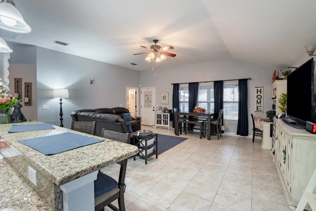 9 of 38 - 936 Central Avenue, Fort Walton Beach, FL