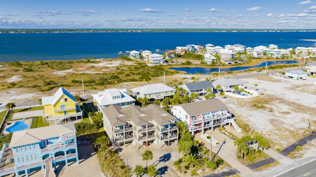 6 of 46 - 7600 Gulf Boulevard Boulevard, Navarre, FL