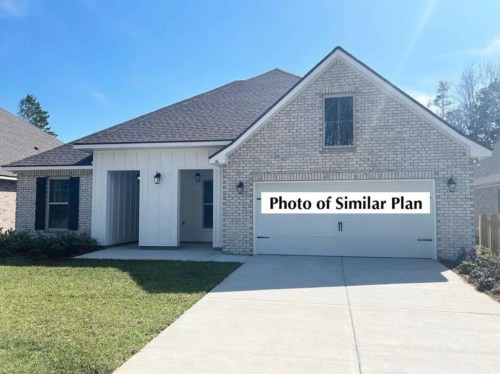 1 of 3 - 2747 Louis Circle, Crestview, FL