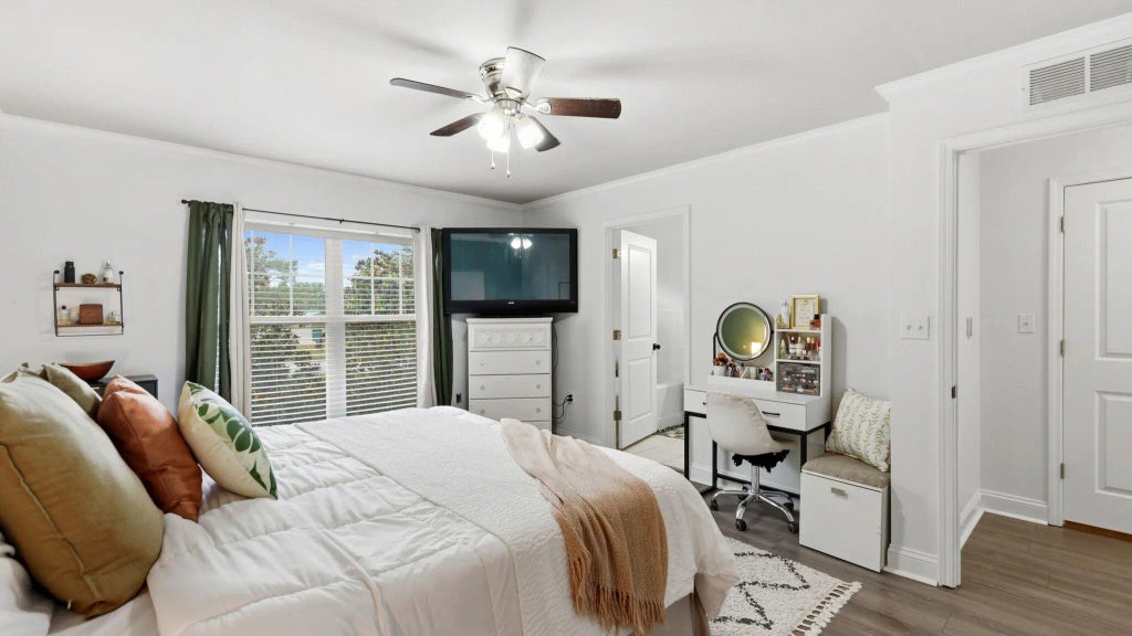 17 of 40 - 22 N Sand Palm Road 15, Freeport, FL