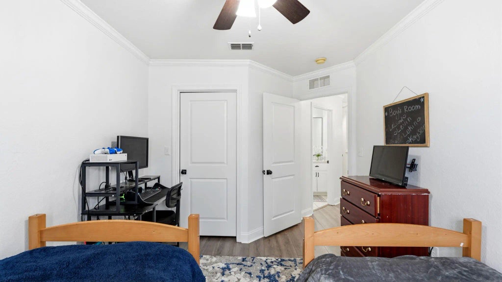 25 of 40 - 22 N Sand Palm Road 15, Freeport, FL