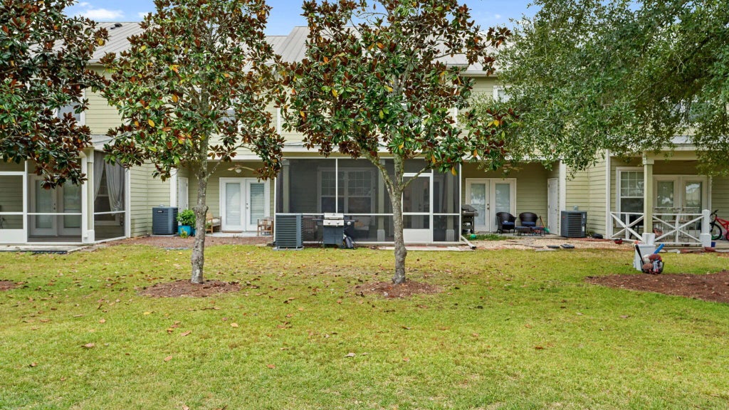 27 of 40 - 22 N Sand Palm Road 15, Freeport, FL