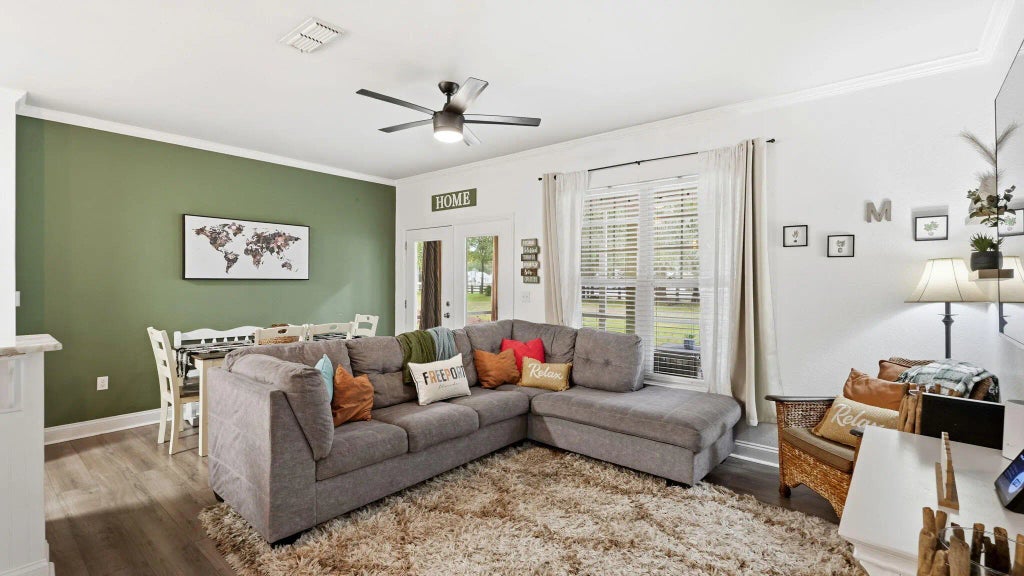 8 of 40 - 22 N Sand Palm Road 15, Freeport, FL