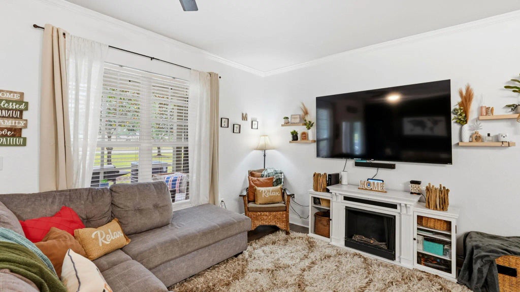 9 of 40 - 22 N Sand Palm Road 15, Freeport, FL