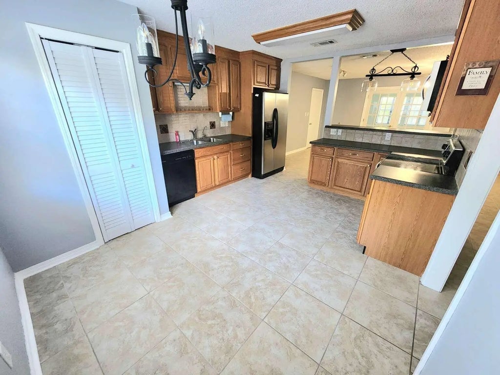 13 of 15 - 665 Saint Lucia Cove, Niceville, FL