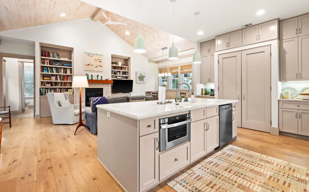 10 of 51 - 321 Seabreeze Boulevard, Seacrest, FL