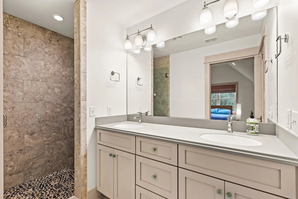 41 of 51 - 321 Seabreeze Boulevard, Seacrest, FL