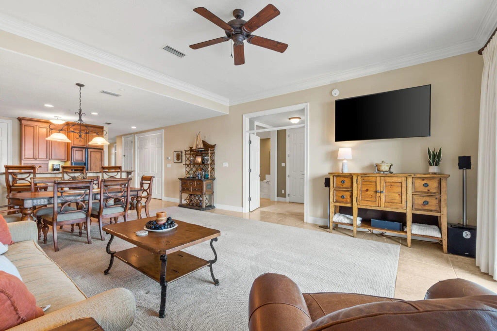 44 of 65 - 602 Harbor Boulevard 203, Destin, FL